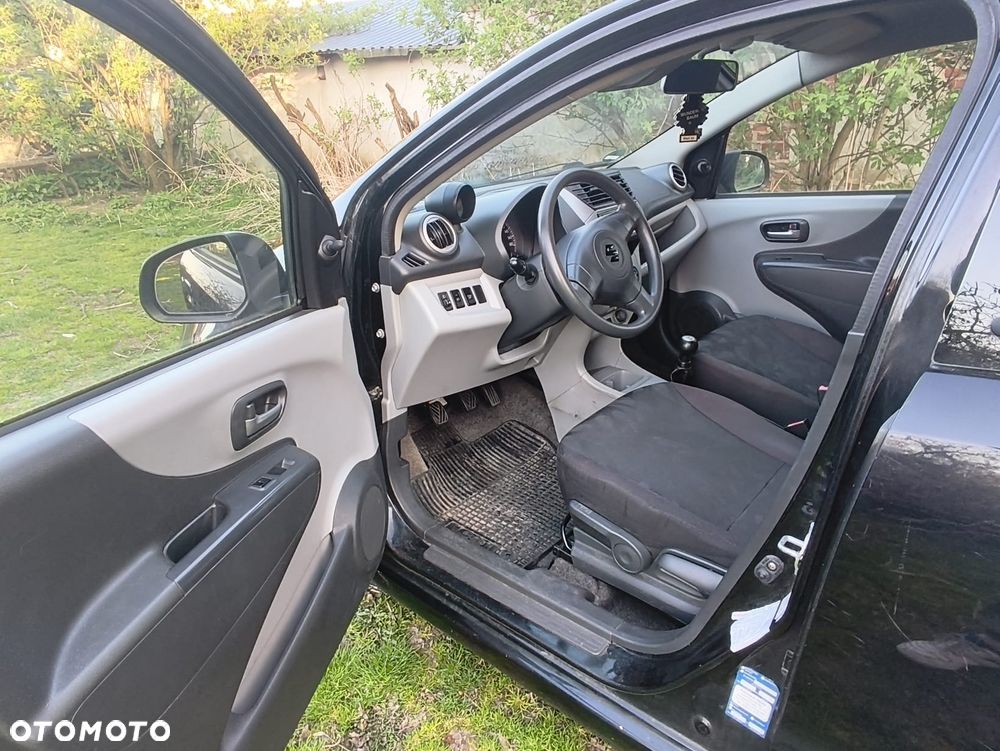 Suzuki Alto 1.0 Club - 11