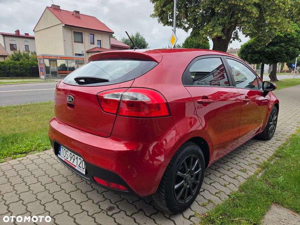 Kia Rio 1.2 Attract - 6