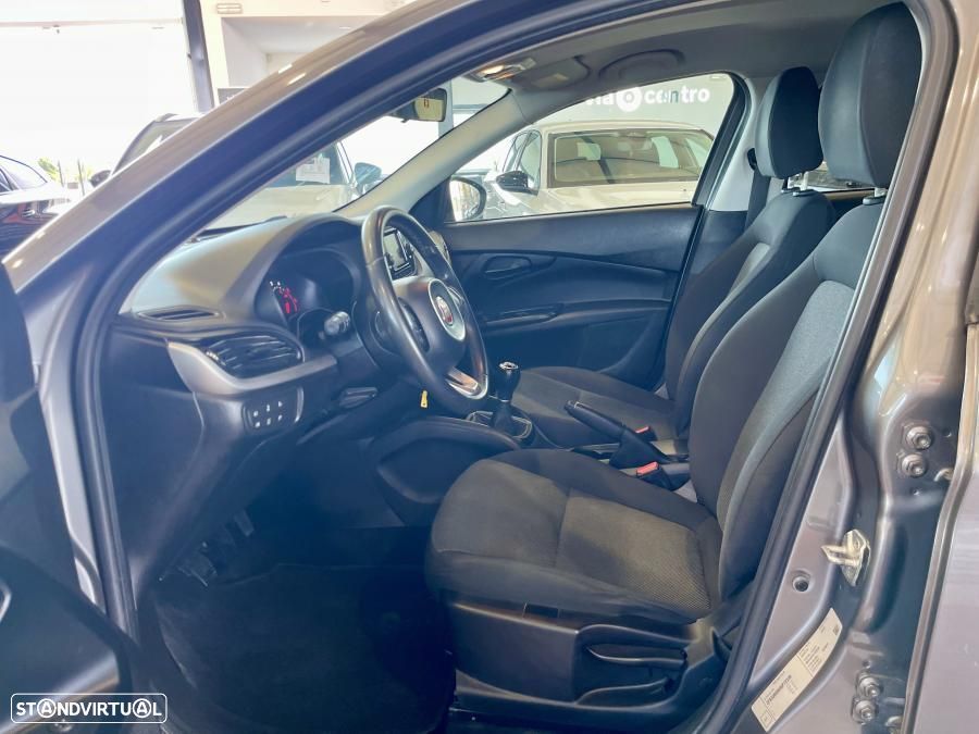 Fiat Tipo Station Wagon 1.3 M-Jet Lounge - 8
