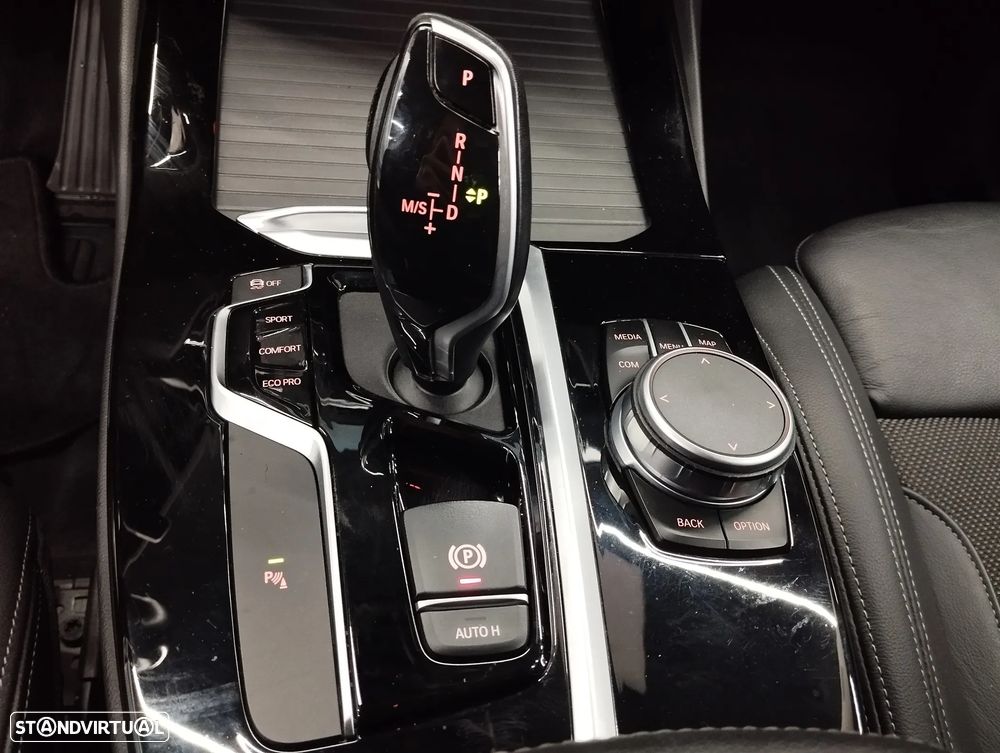 BMW X3 18 d sDrive xLine Auto - 33