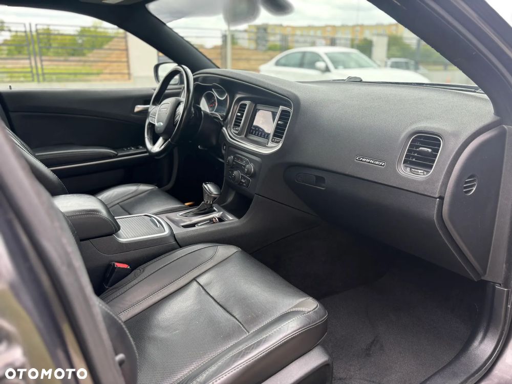 Dodge Charger 3.6 GT - 20