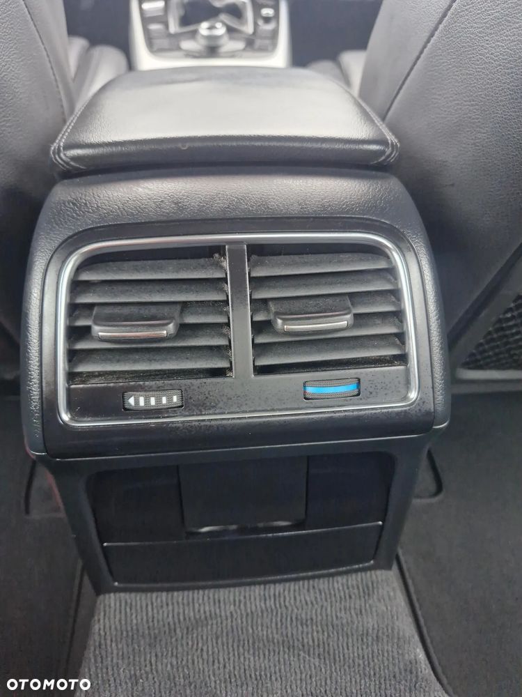 Audi A4 Limousine - 34