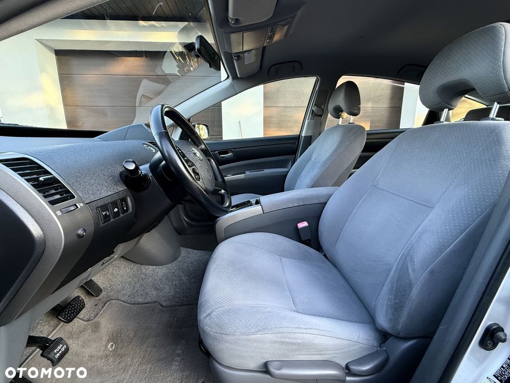 Toyota Prius 1.5 VVT-i Sol - 14