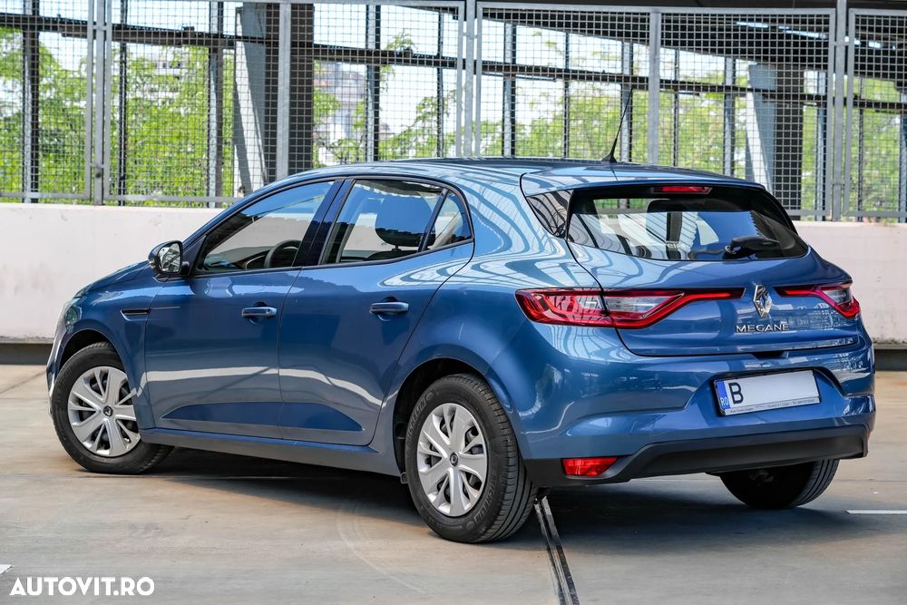 Renault Megane 2016 photo 2