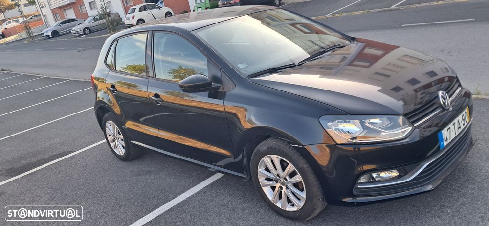 VW Polo 1.0 Confortline - 2