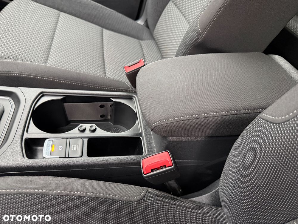 Volkswagen Touran - 20