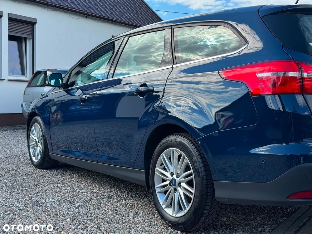 Ford Focus 1.5 TDCi SYNC Edition - 9