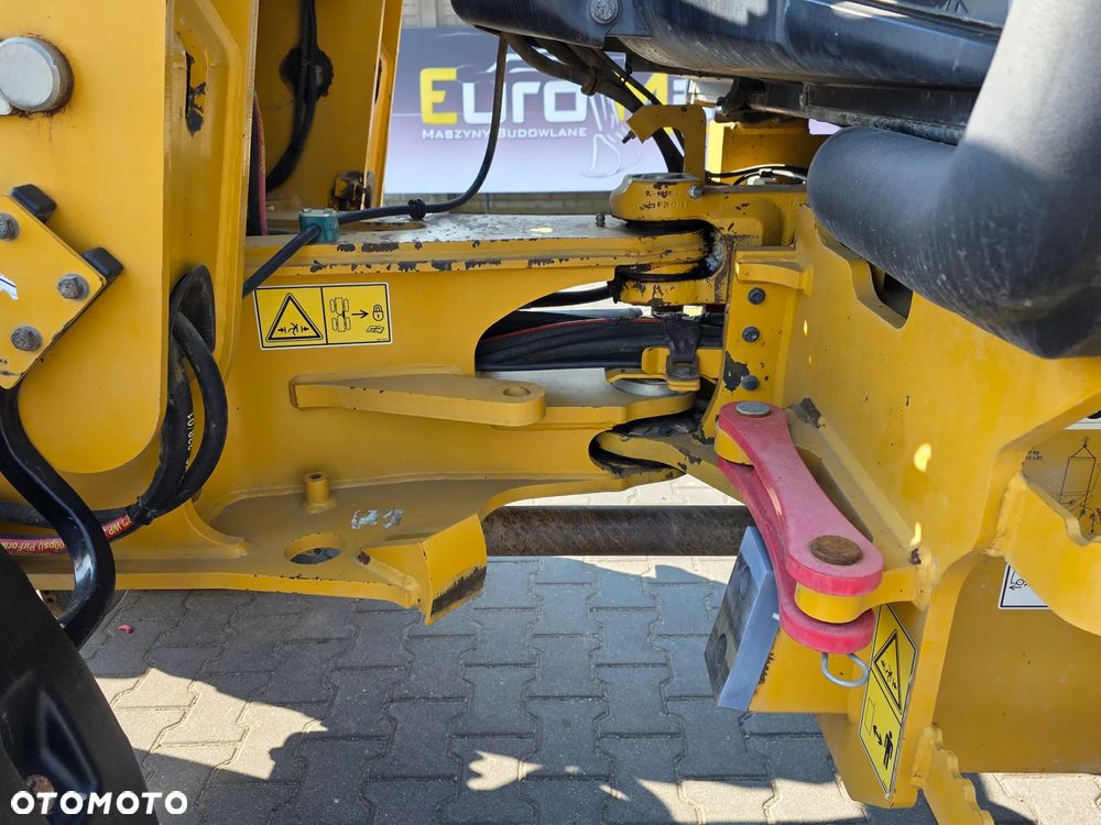 Caterpillar 908H2, 2014 ROK, 5700 MTH, ŁYŻKA OTWIERANA + WIDŁY - 13