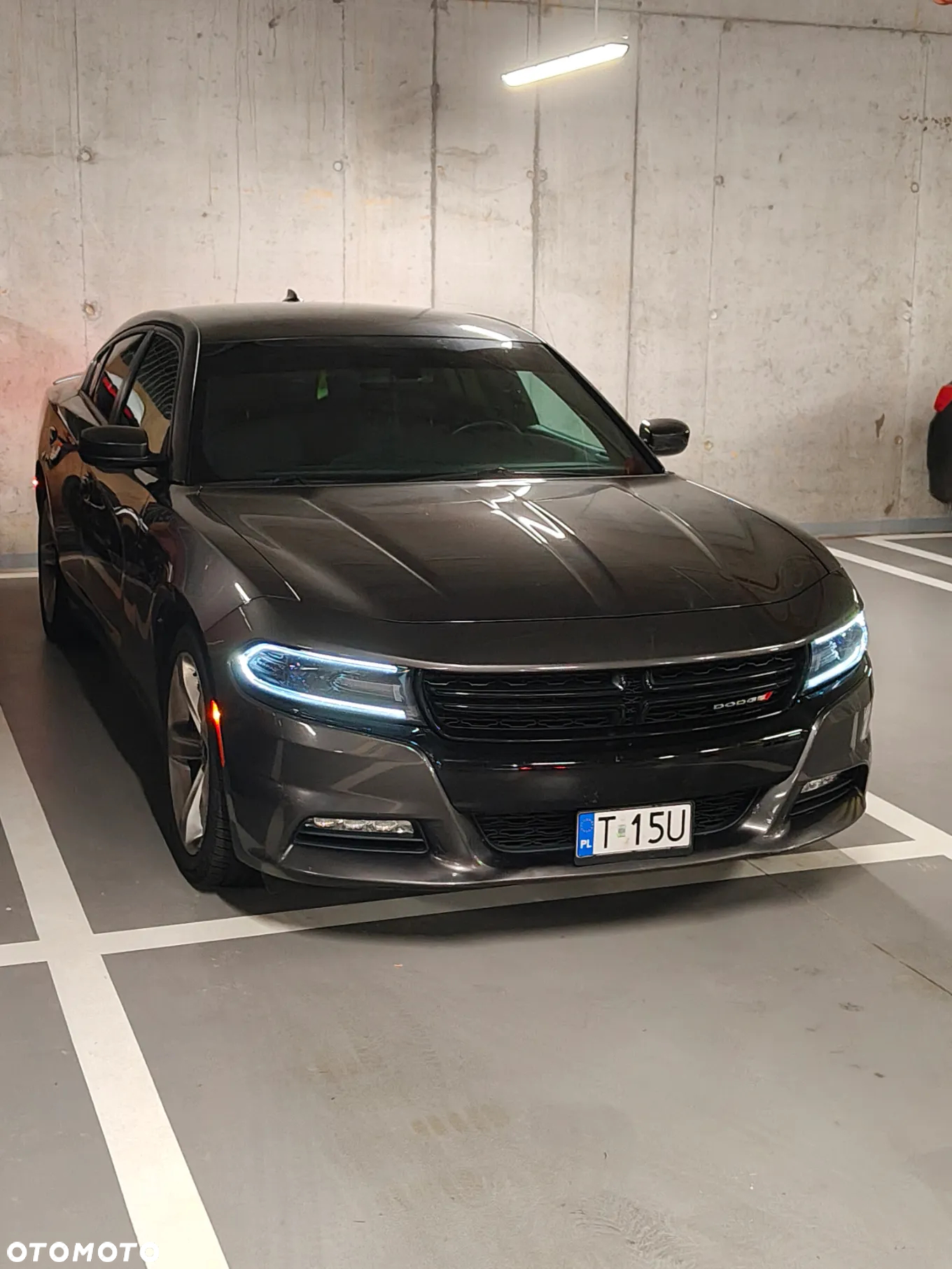 Dodge Charger 5.7 R/T - 2
