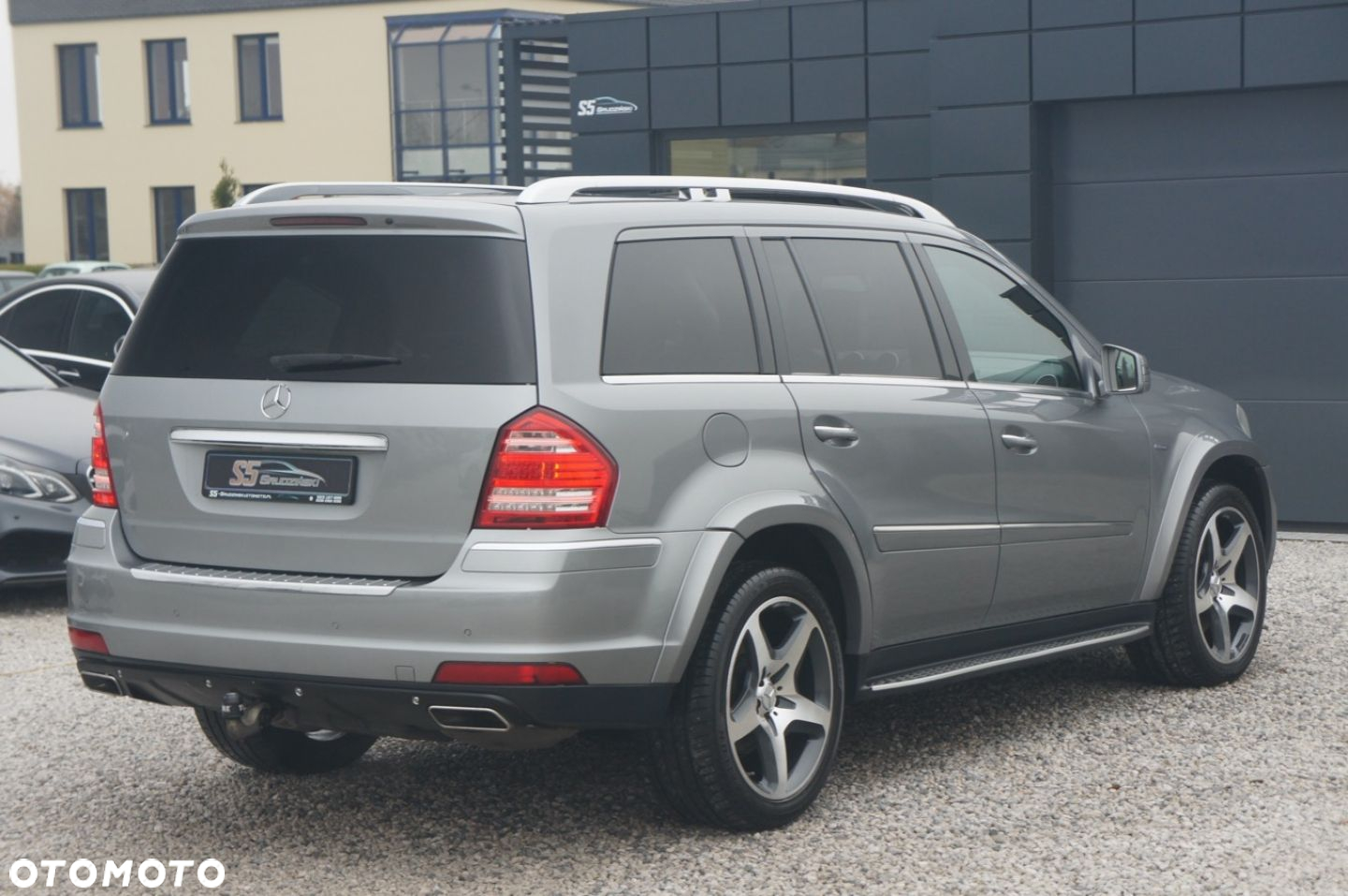Mercedes-Benz GL - 5