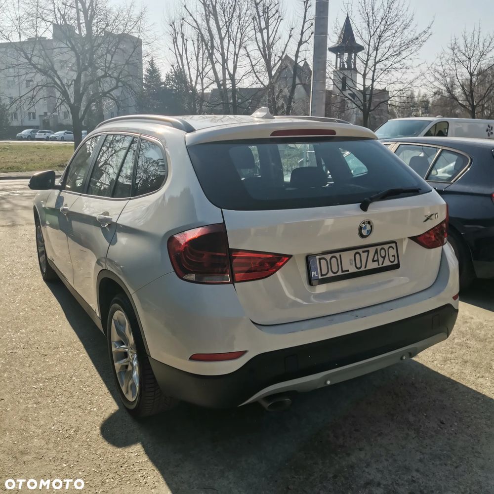 BMW X1 xDrive18d xLine - 5