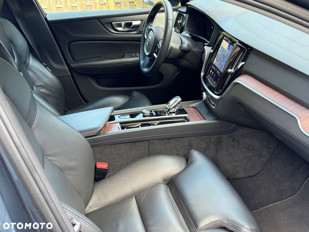 Volvo S60 B5 B AWD Ultimate Dark - 18