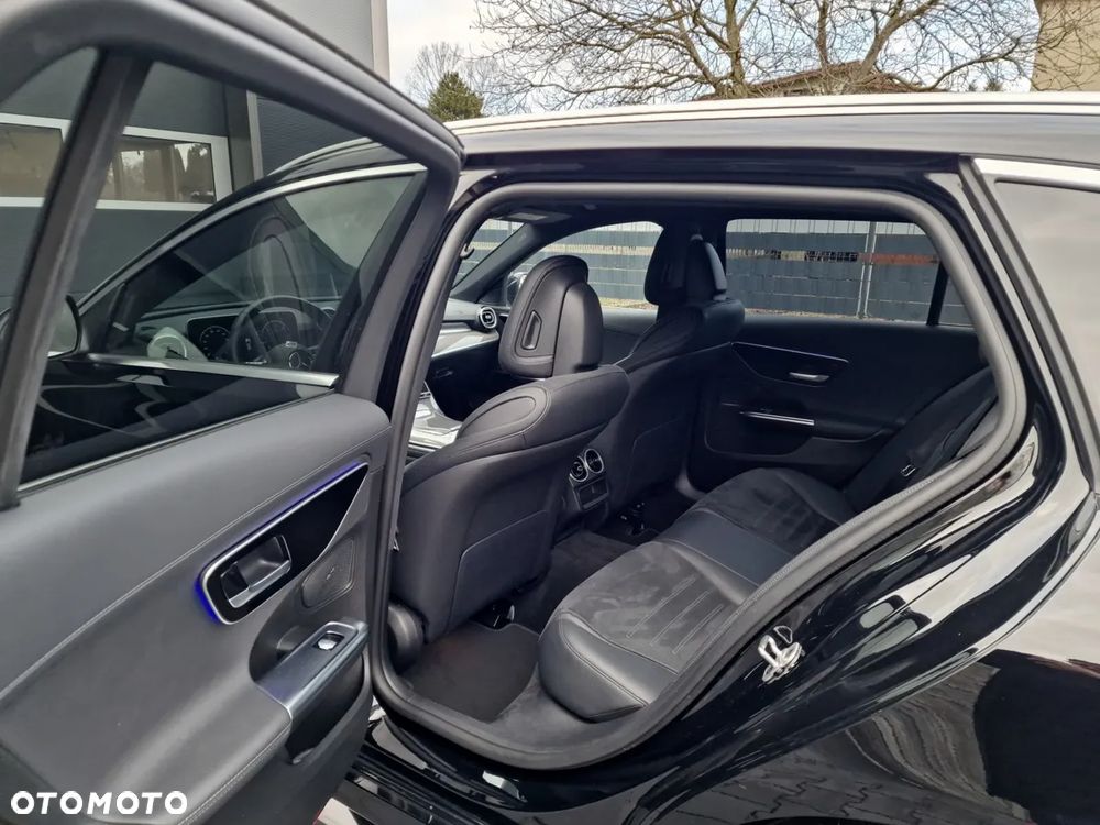 Mercedes-Benz Klasa C 300 d 9G-TRONIC - 18