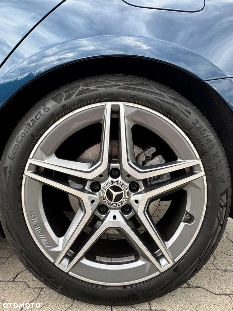 Mercedes-Benz Klasa A 200 AMG Line 7G-DCT - 35