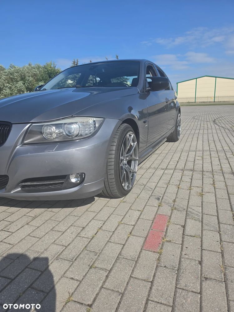 BMW Seria 3 320d xDrive DPF - 3
