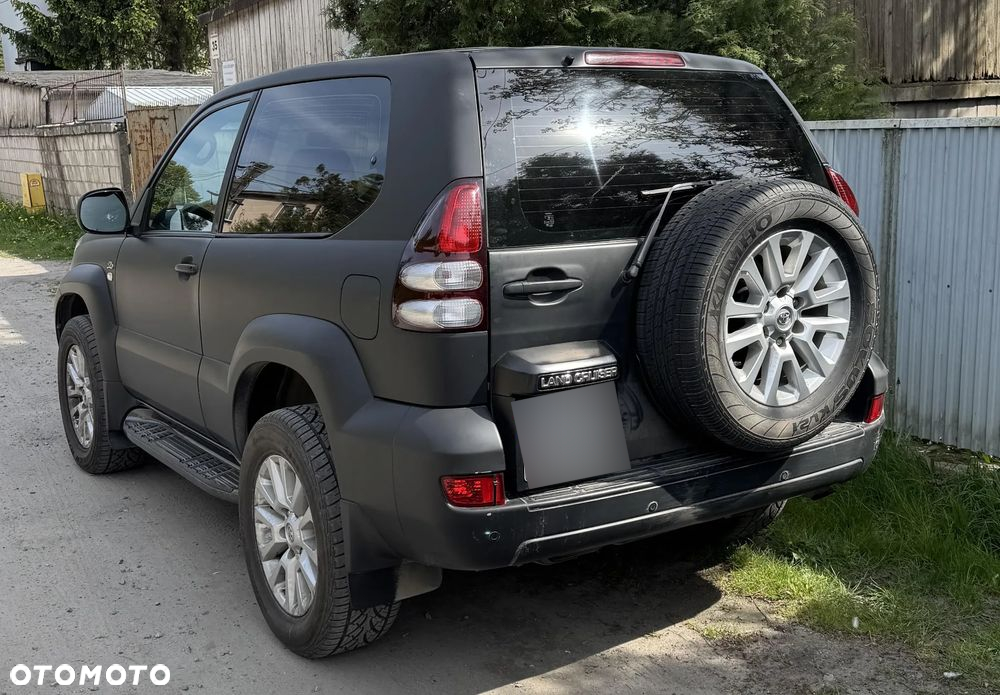 Toyota Land Cruiser - 4