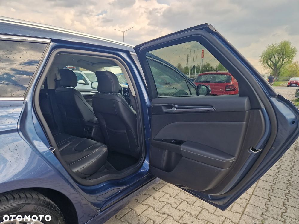 Ford Mondeo 2.0 CVT - 29