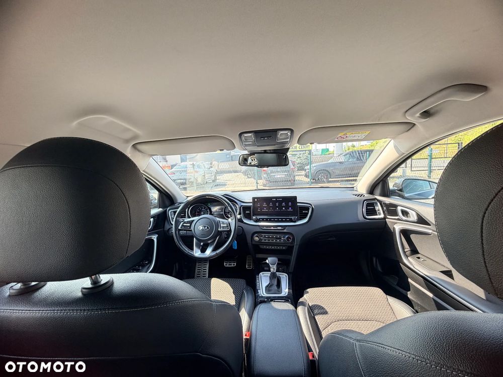 Kia Ceed 1.5 T-GDI L Business Line Plus DCT - 17