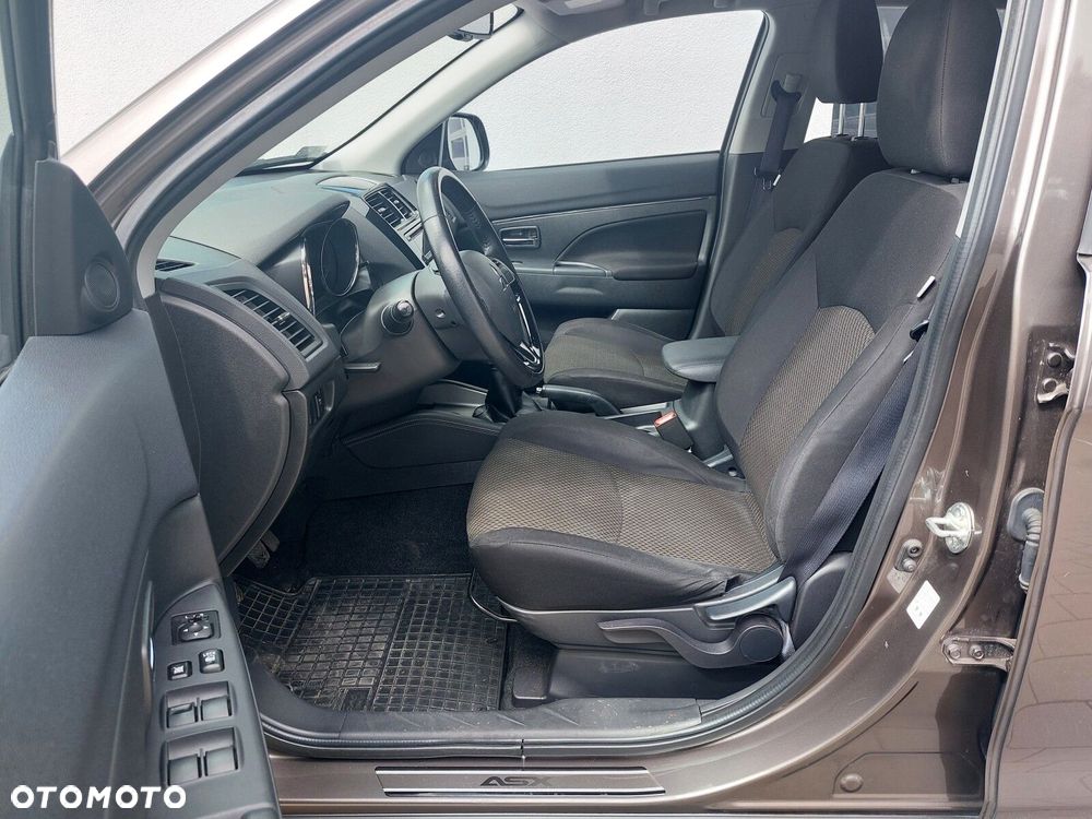 Mitsubishi ASX 1.6 Invite - 9