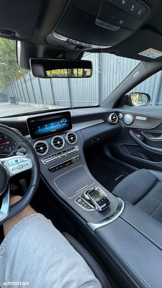 Mercedes-Benz C 300 d 4MATIC Coupe - 25