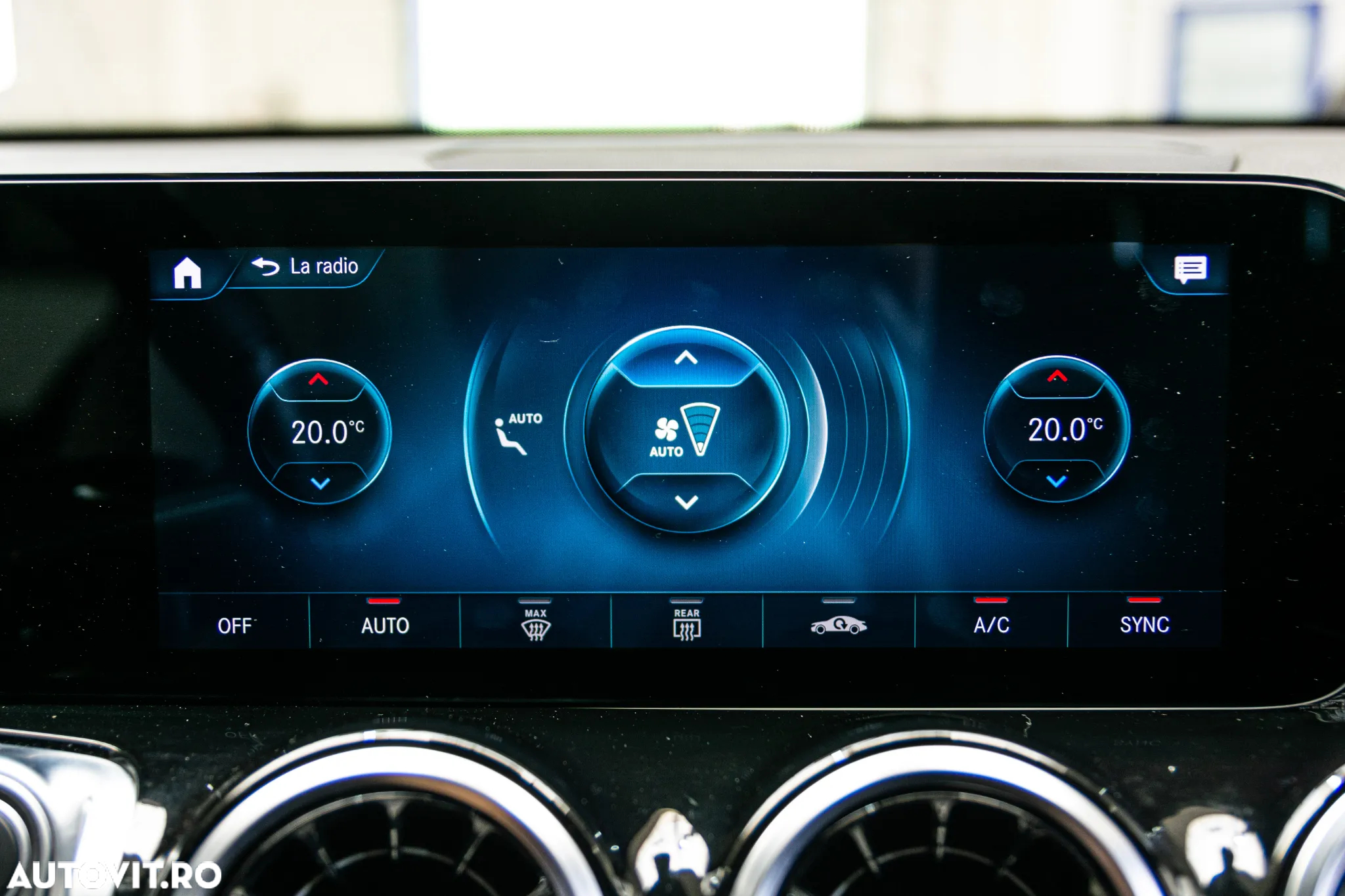 Mercedes-Benz GLB 200 d 8G-DCT AMG Line - 17