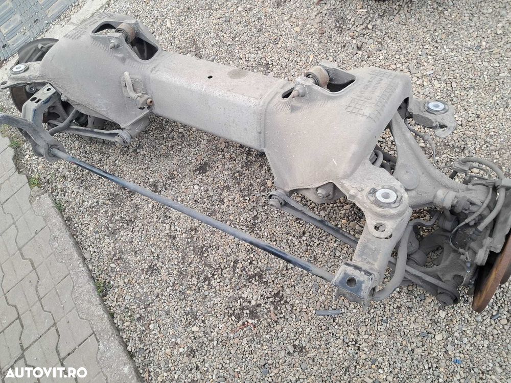 Peugeot 407 berlina, punte spate completa cu fuzete, amortizoare, etc - 2