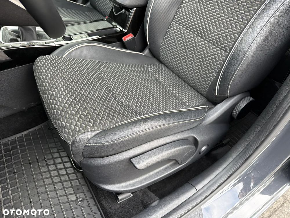 Kia Ceed 1.5 T-GDI Tribute - 13