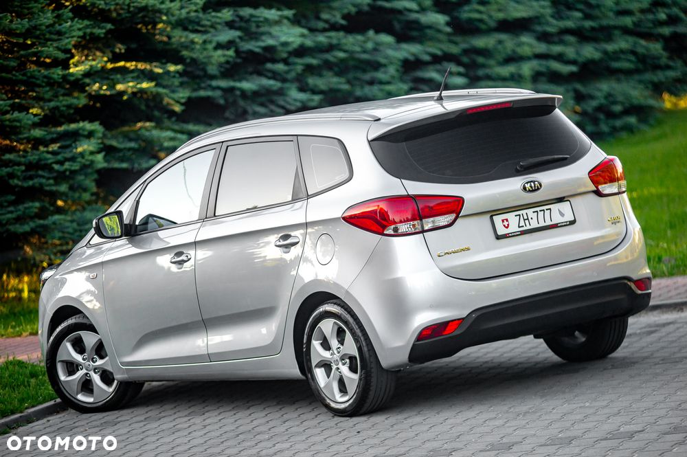 Kia Carens 1.7 CRDi Vision - 12