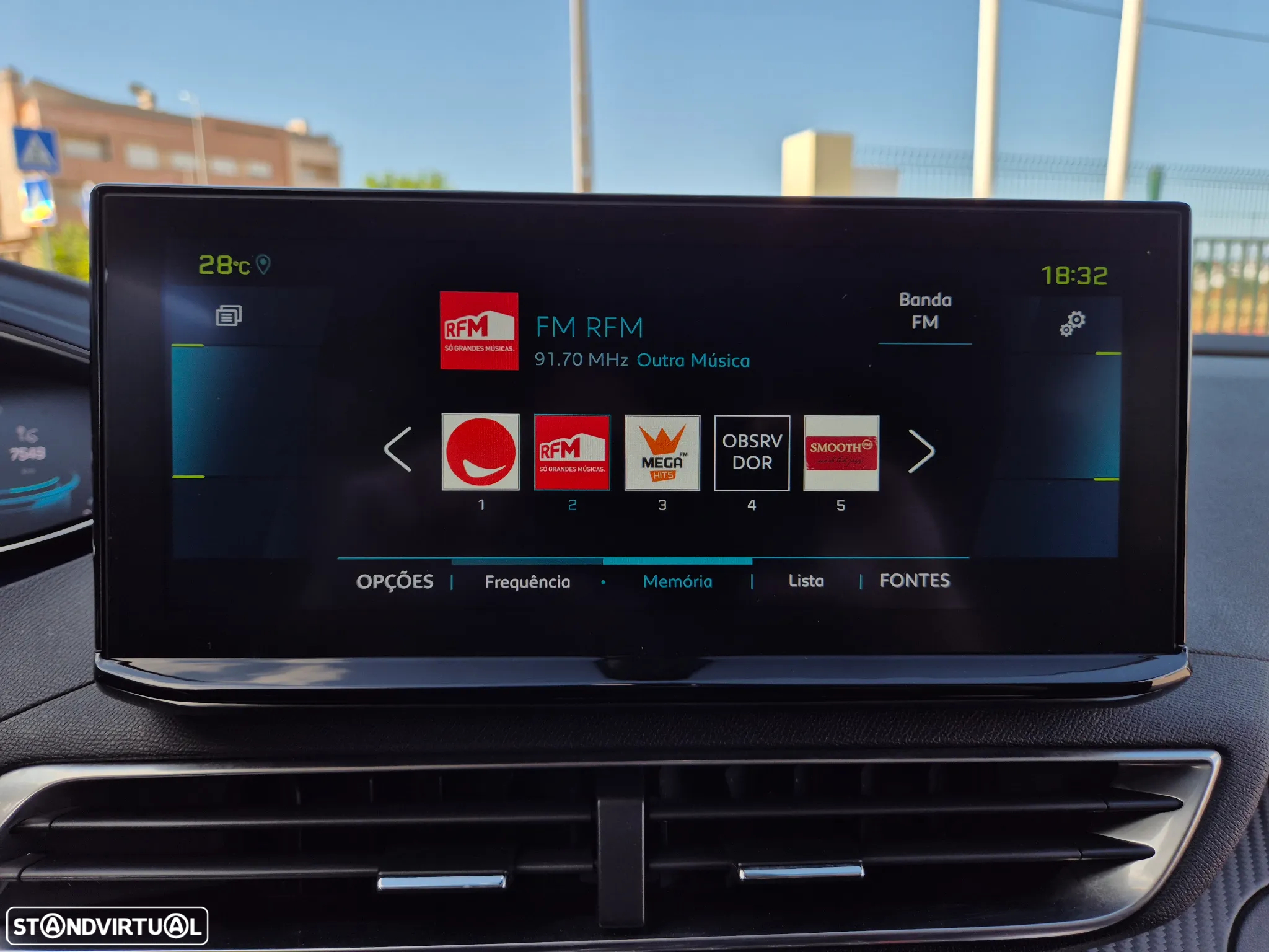 Peugeot 3008 1.6 Hybrid Allure Pack e-EAT8 - 36