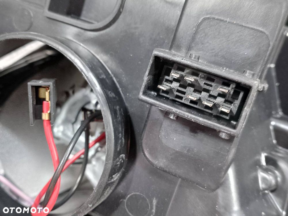 LAMPA PRZÓD PRAWA CITROEN C4 I 20-A663 - 3