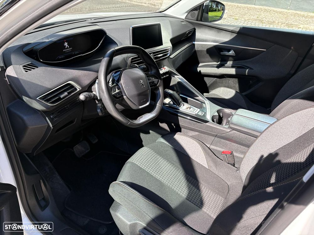 Peugeot 5008 BlueHDI 130 EAT8 Allure - 8