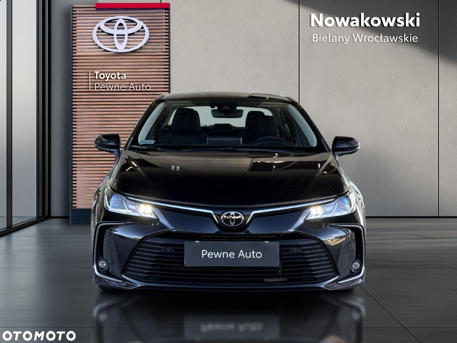 Toyota Corolla - 8