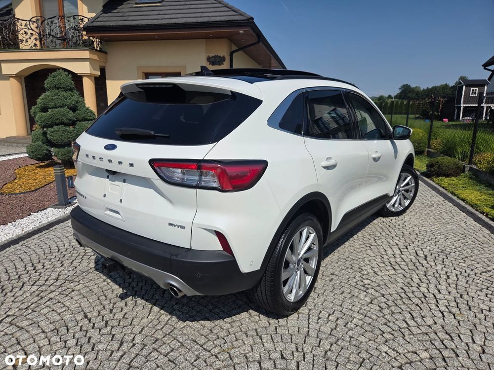 Ford Kuga 2.0 EcoBoost 4x4 Titanium - 2