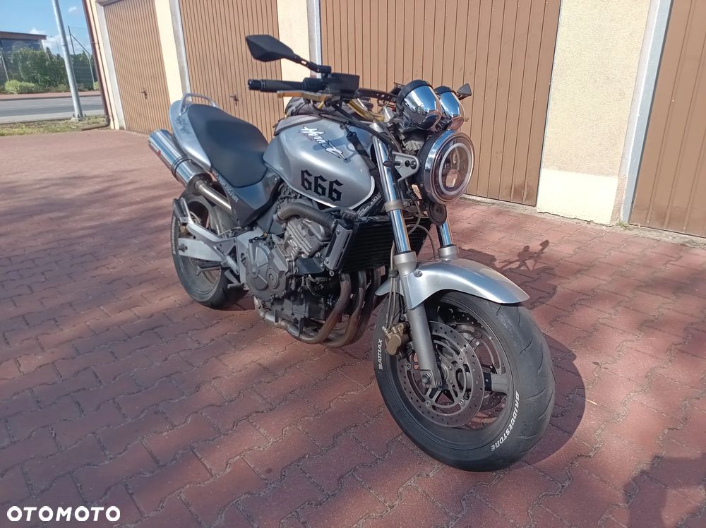 Honda CB - 1