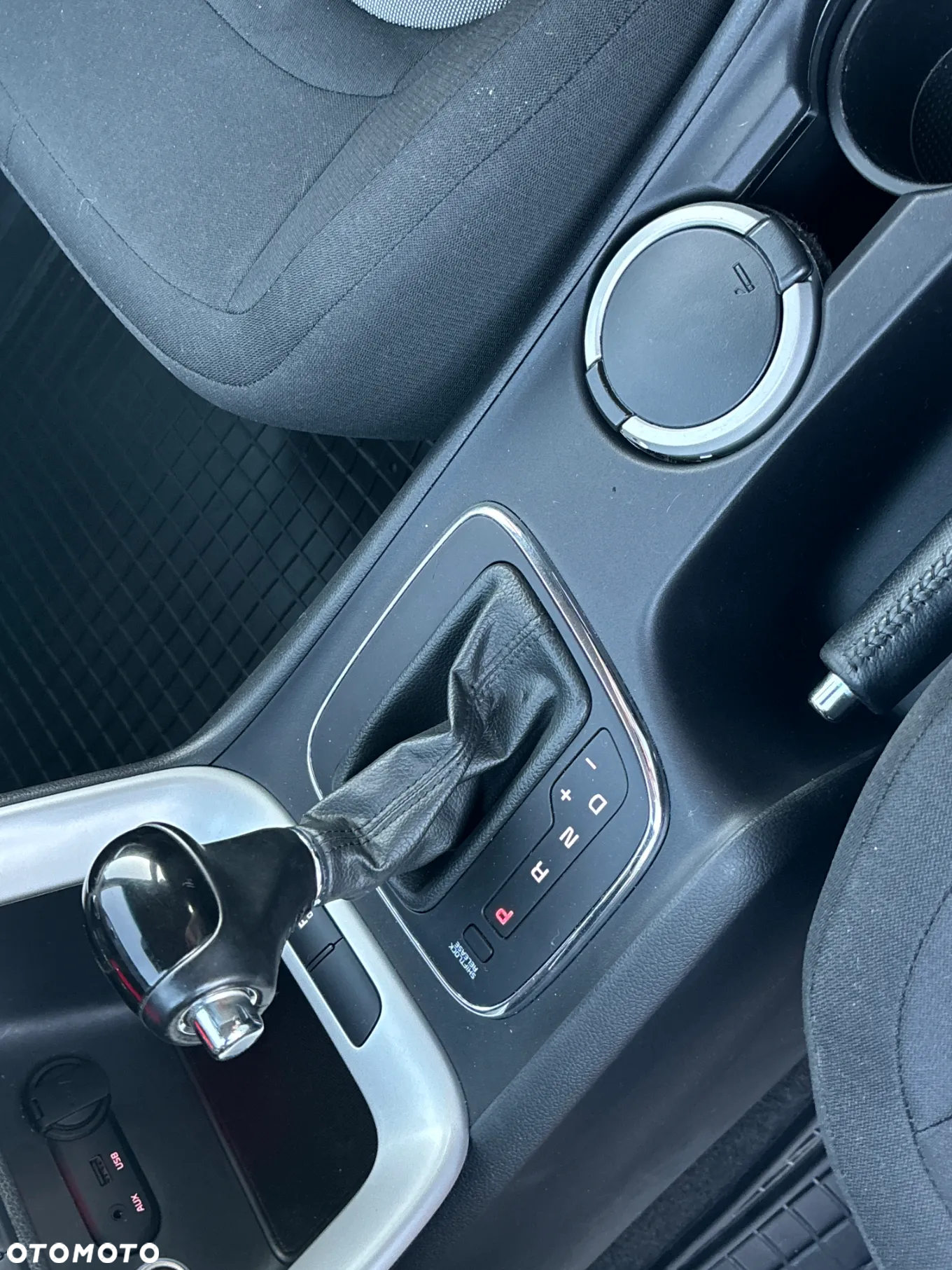 Kia Ceed 1.6 GDI DCT Platinum Edition - 23