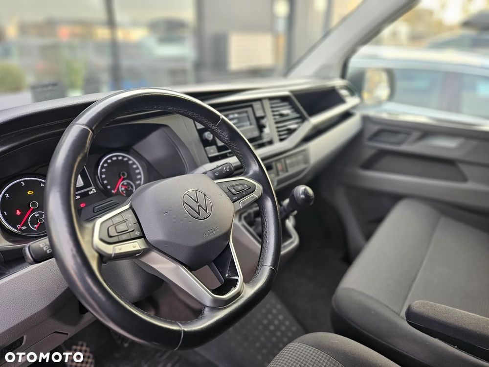 Volkswagen Transporter - 12