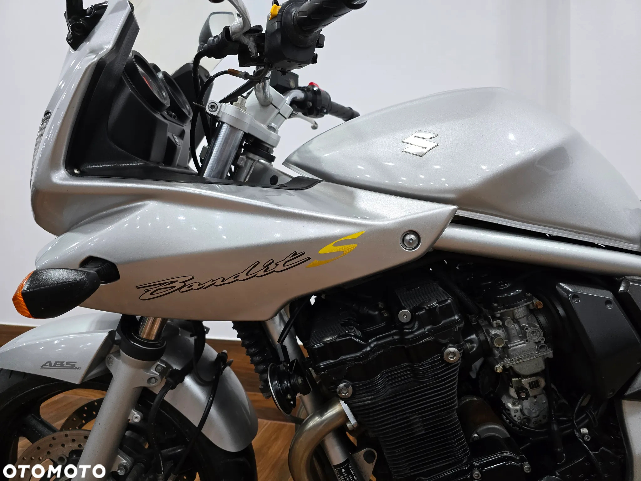Suzuki Bandit - 28