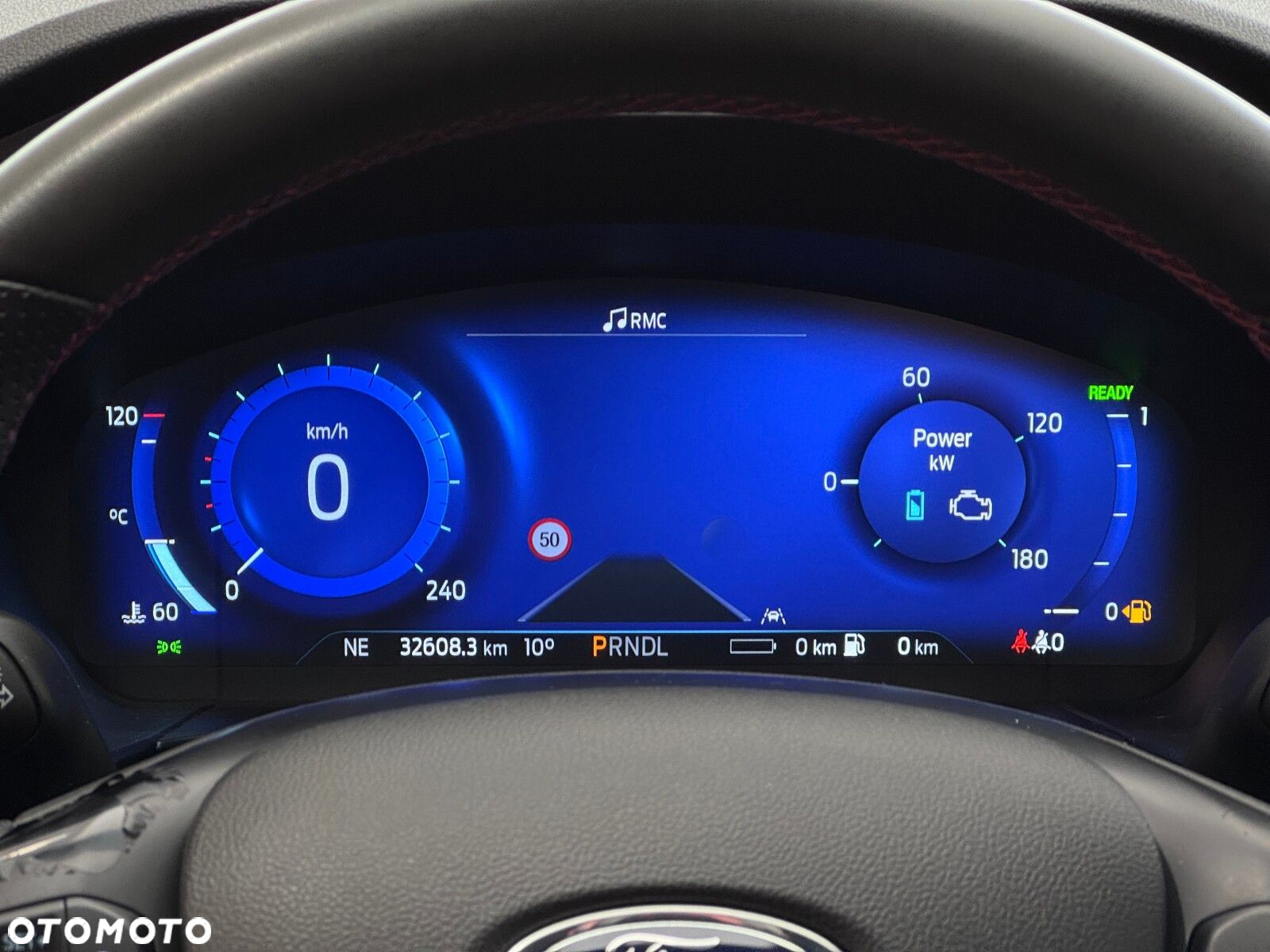 Ford Kuga - 16