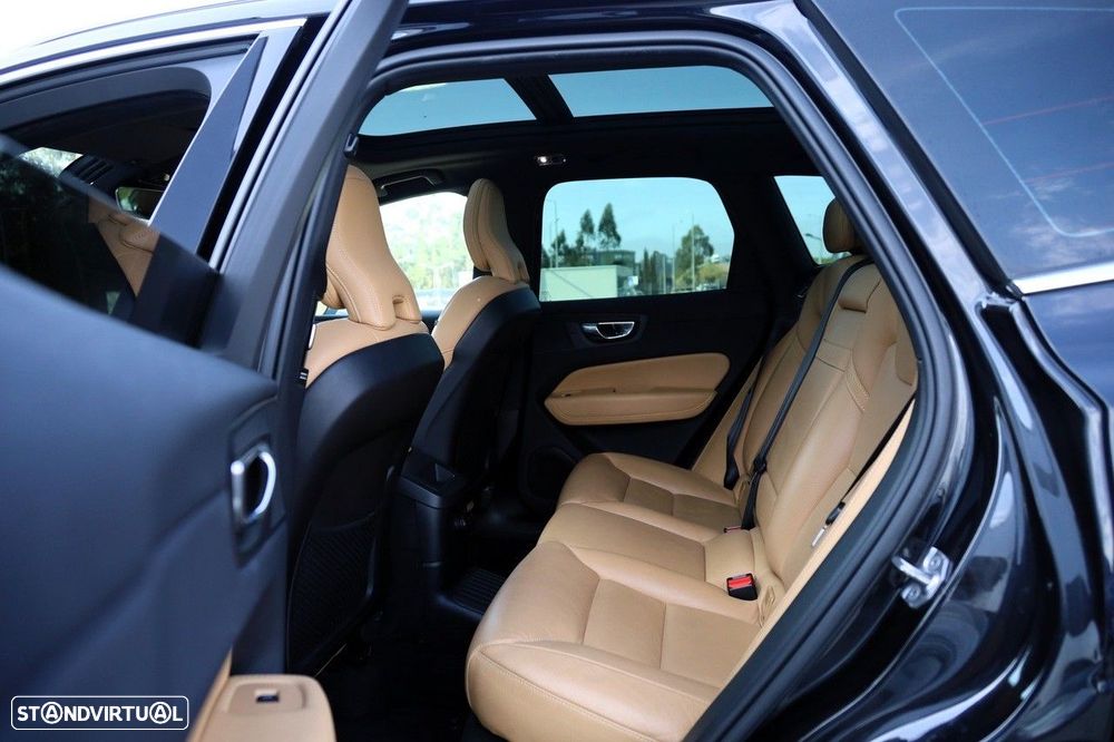 Volvo XC 60 2.0 T8 PHEV Inscription AWD - 13