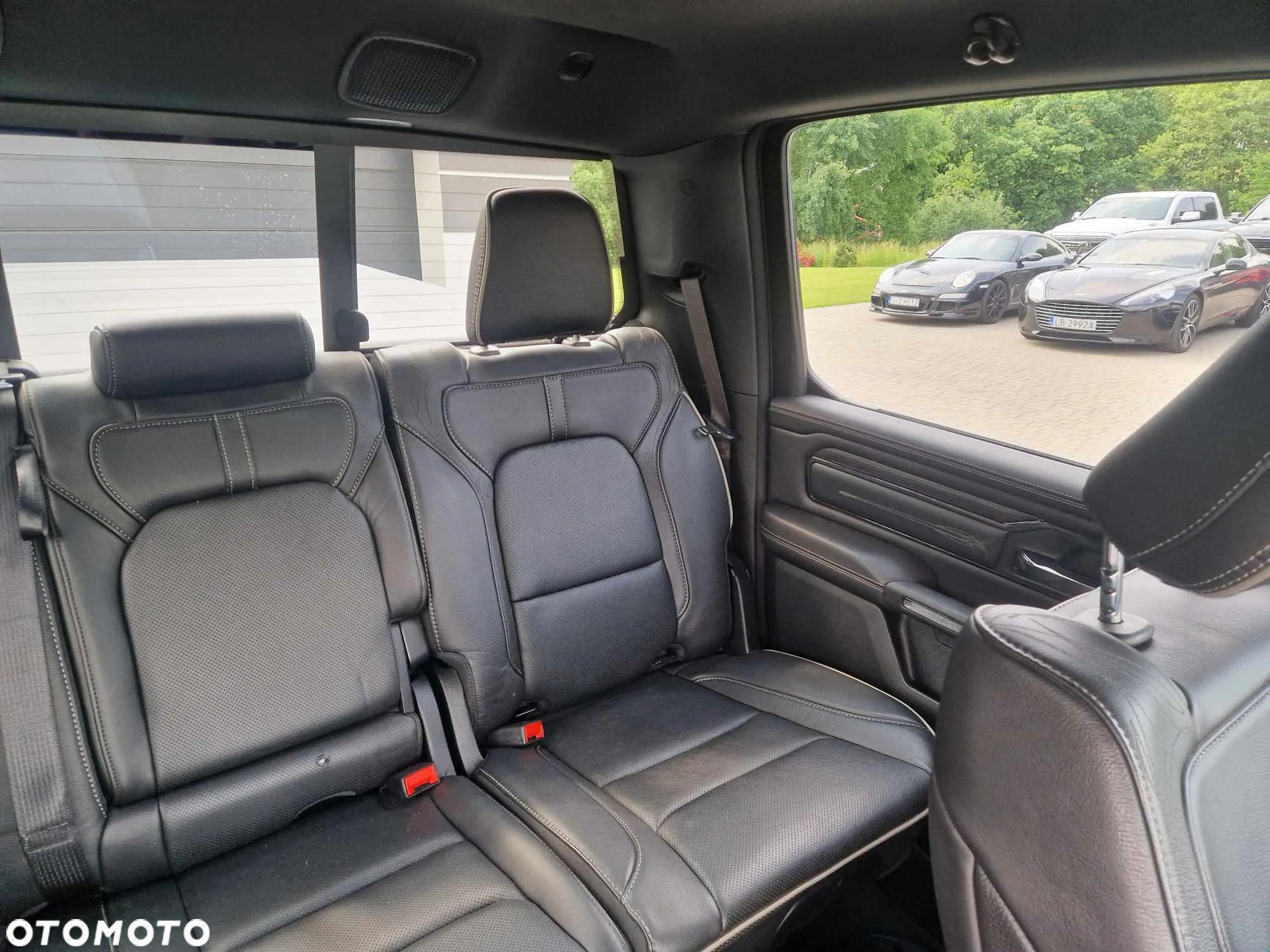 Dodge RAM 1500 5.7 4x4 - 25