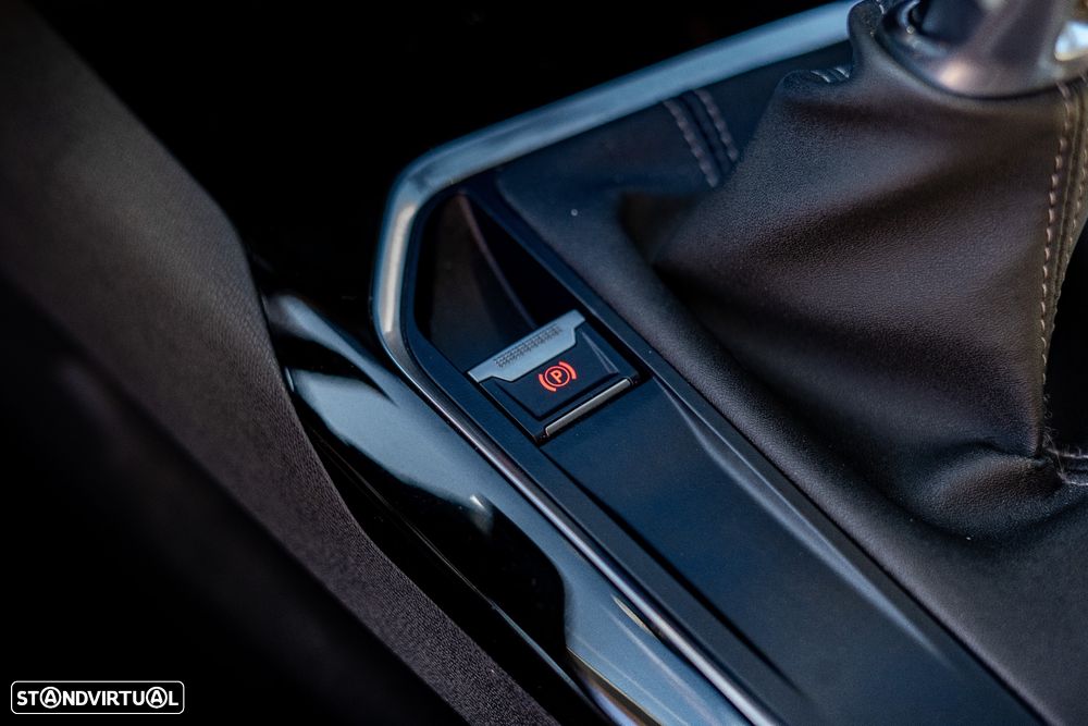 Peugeot 3008 1.5 BlueHDi Allure - 23