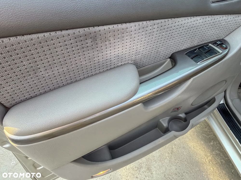 Toyota Sienna - 29