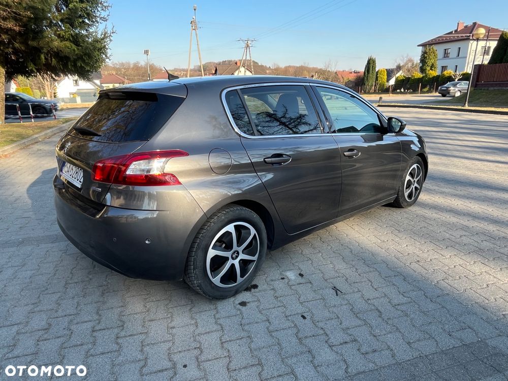 Peugeot 308 1.2 PureTech Allure S&S EAT6 - 19