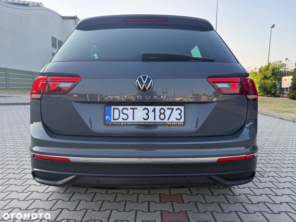 Volkswagen Tiguan - 17