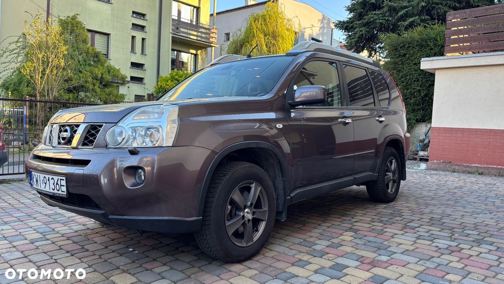 Nissan X-Trail 2.0 dCi 4x4 DPF LE - 2
