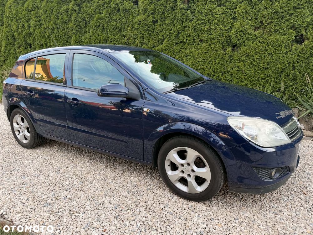 Opel Astra 1.6 Enjoy - 2