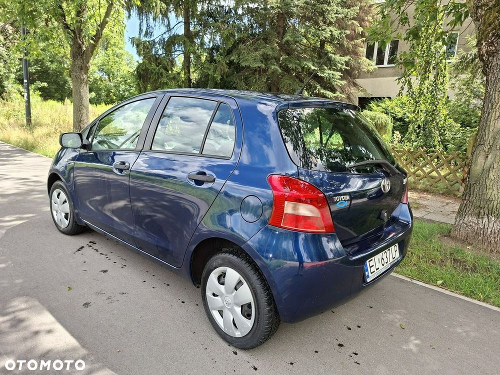 Toyota Yaris - 6