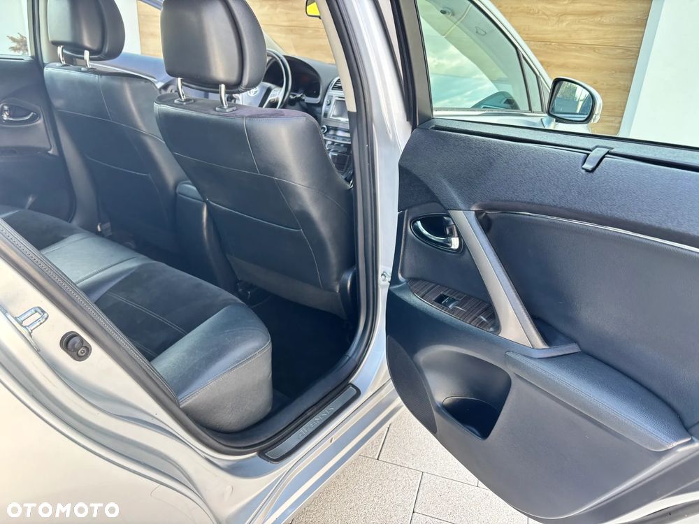 Toyota Avensis 2.2 D-4D Prestige - 11