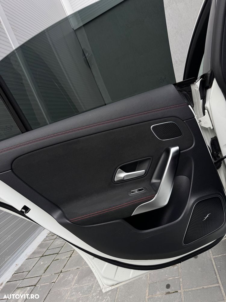 Mercedes-Benz CLA - 18