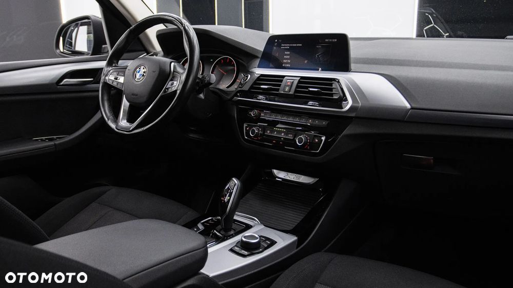 BMW X3 xDrive20i GPF - 16